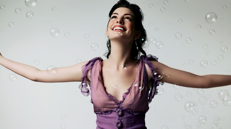 1080P, women, Anne Hathaway, dress, celebrity, actress, bubbles, smiling