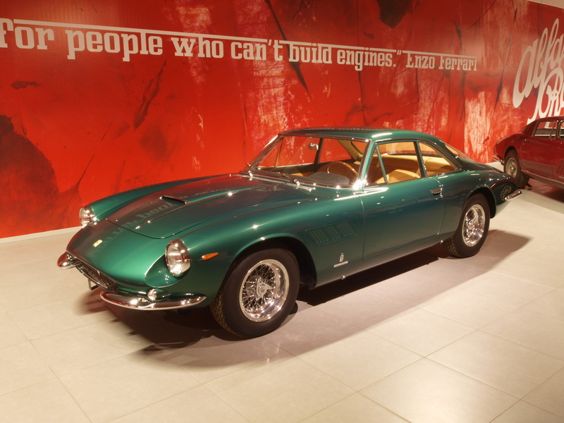 nightlife, no people, ferrari 500, green, social issues, engine, city, motorcar, wheels, classics, car, vintage car, nostalgia, autos, 1965, antiques, vintage