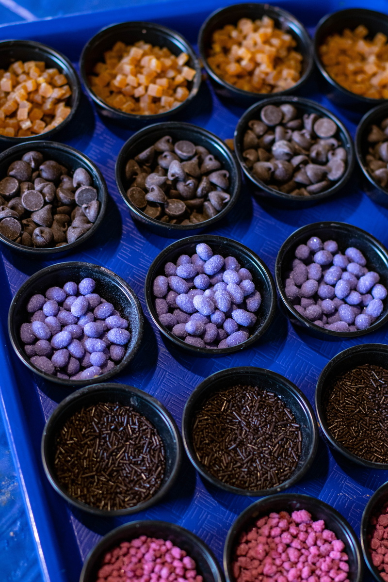 healthy eating, white, chocolate, inclusions, dessert, choice, bowl, arrangement, delicious, variation, no people, organic, for sale, milk, sweet, spice