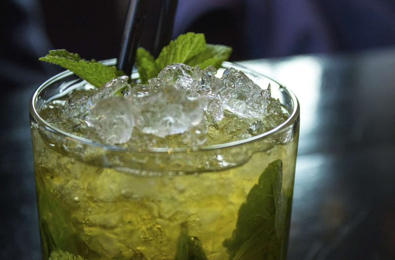 food, glass, no people, mojito, leaf, focus on foreground, rum, drinking glass, cold temperature, household equipment, cocktail, alcoholic, green, drink