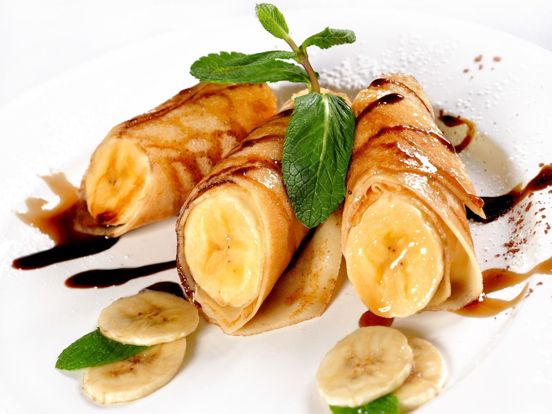 food, snack, wellbeing, slice, plant part, close-up, banana, dinner, fritters, ready-to-eat, sweet, fruit, white, seafood, leaf, refreshment, sauce, sweet Food