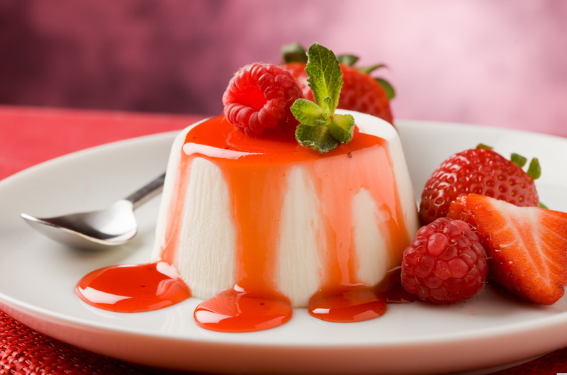 freshness, dairy product, healthy eating, sweet, sweet food, food, plate, wellbeing, panna cotta 4k high definition widescreen, berry fruit, no people