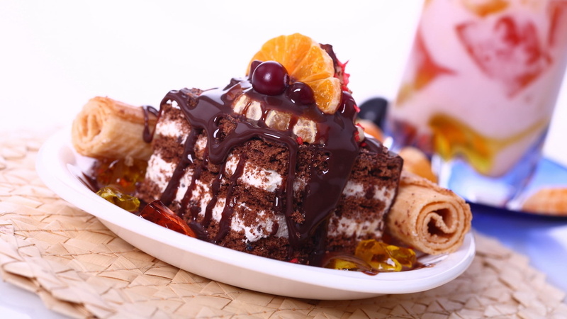 backgrounds, indoors, chocolate, no People, indulgence, dessert, temptation, ice Cream, sauce, snack, refreshment, unhealthy Eating, cream, food, tubules