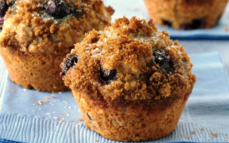 healthy eating, sugar, sweet, dessert, fruit, raising, focus on foreground, chocolate Chip, bakery, refreshment, eating, homemade, baked, plate, cupcake holder