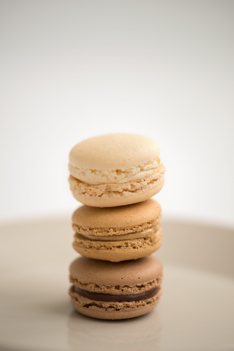 food and drink, french food, pastry, chocolate, cookies, minimal, cookie, sweets, dessert, freshness, baked goods, balance, no people, snack, food, macaroon