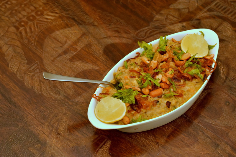 crockery, indoors, porridge, plate, 4K, healthy eating, garnish, kitchen utensil, serving size, no people, haleem, ready-to-eat, healthy, meal, wood - material
