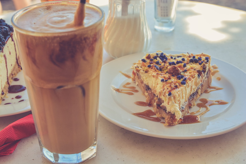 straw, still life, coffee, refreshment, eating, snack, sauce, cake, indoors, drink, glass, serving size, temptation, pudding, plate, sweet food, ready-to-eat