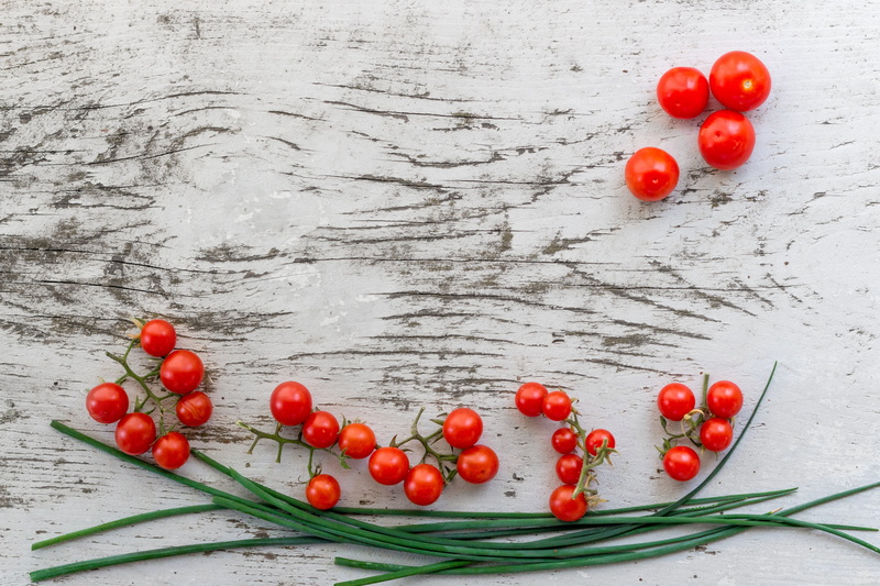 shining, nutrition, indoors, tasty, ripe, tomatoes, paper, cherry, plant, healthy eating, surface, vegetable, close-up, grow, card, high angle view, bunch
