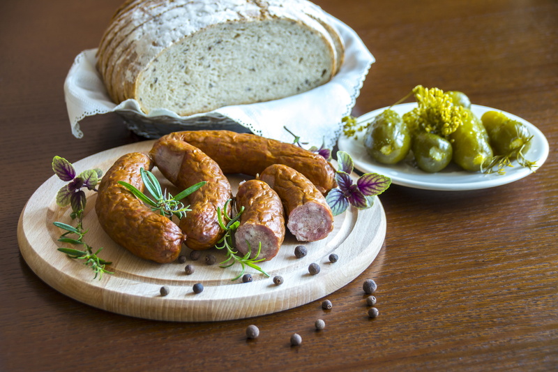 basket, wholemeal bread, vegetable, freshness, dinner, food and drink, healthy meat, country kitchen, table, polish food, near, food, indoors, french food
