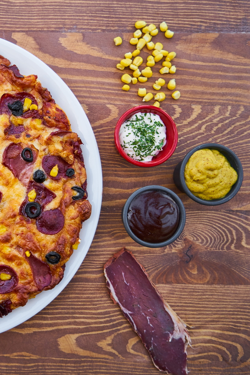 italian, pepperoni, healthy eating, sauces, italian food, tray, mustard, restaurant, italy, macro, surface, baked, photo, health, food and drink, kitchen