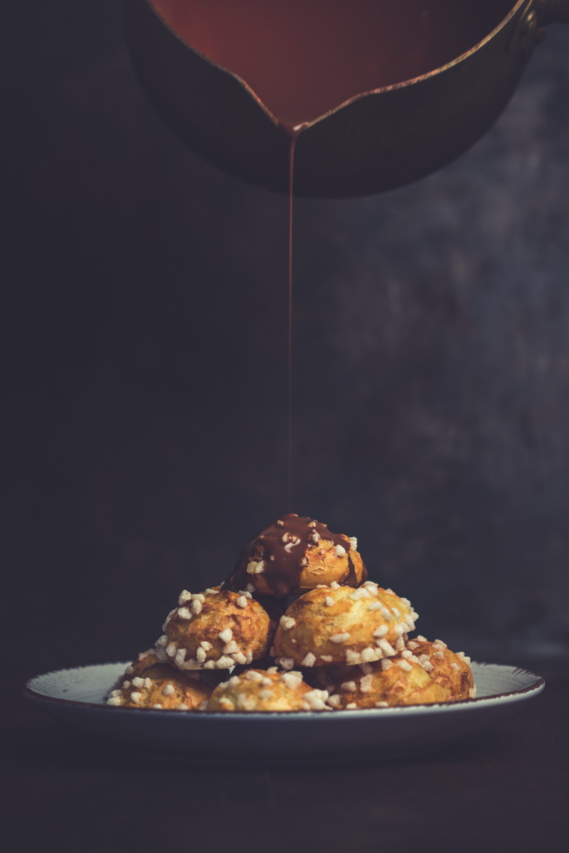 cookies, focus on foreground, liquid, breakfast, indoors, table, fried chicken, wellbeing, studio shot, unhealthy eating, dessert, indulgence, temptation