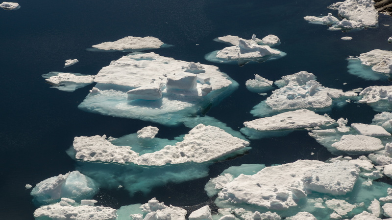 solid, geology, pack-ice, 5K, greenland, tranquility, ice, blue, frozen, crystal, outdoors, arctic, cold temperature, summer, large group of objects, drift ice