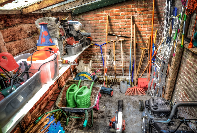 no people, shelves, can, gardening tools, messy, leaf blower, watering, metal, pipe - tube, pitch fork, 5K, lawnmower, large group of objects, garden tools