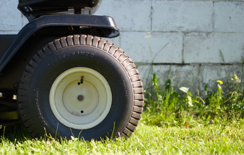 2K, black, full, tubeless, stationary, close-up, white walls, white wall, equipment, field, white, tube, lawnmower, plant, nature, day, green, inner tube