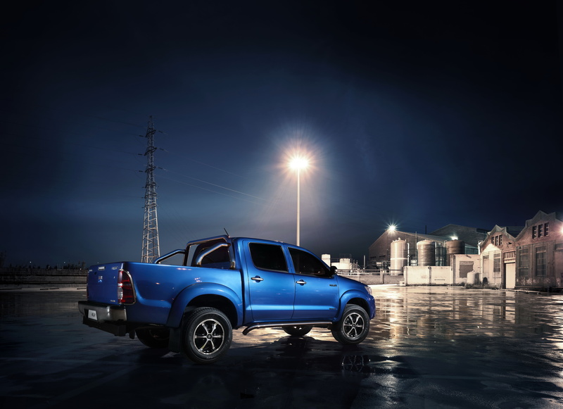 night, 2013, blue, 5K, cars, hilux, parking, toyota, invincible