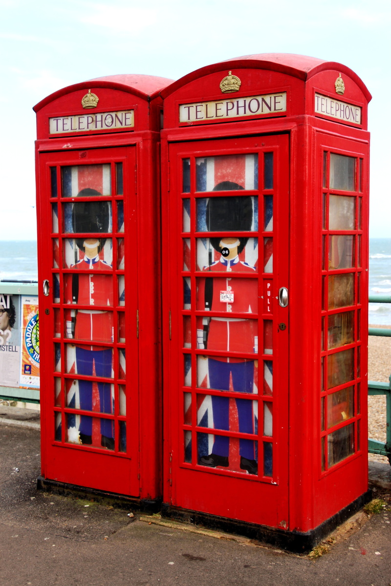 british, 5K, urban, classic, tourism, vintage, travel, pay phone, historic, retro, box, English, outdoor, traditional, England, architecture, building exterior