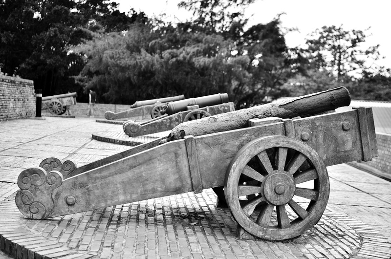 the past, nostalgia, war, weapon, metal, rural, old-fashioned, transportation, army, nature, antique, cannon, battle, military, focus on foreground, conflict