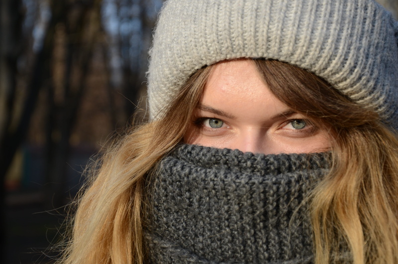 looking at camera, 4K, knit hat, coldly, winter, one person, human face, body part, emotions, clothing, hairstyle, beautiful, heat, youth, young adult
