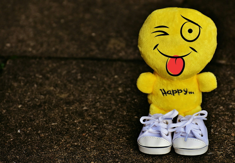 sweet, indoors, close-up, smiling, 1080P, cute, face, funny, day, beginning, emotion, fun, keep smiling, two objects, cheeky, plush, no people, yellow