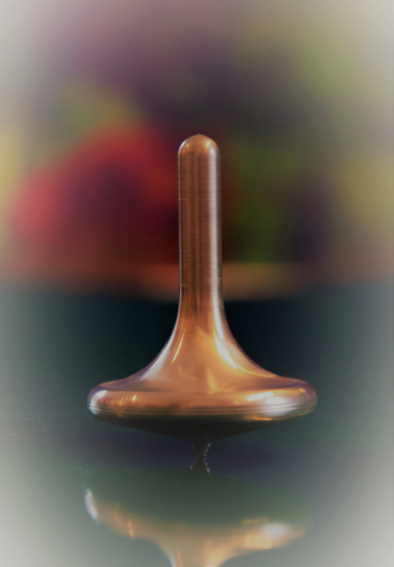 freshness, turn, swing, roundabout, kitchen utensil, dance gyro, crockery, close-up, 4K, food and drink, no people, metal, drink, selective focus, single object