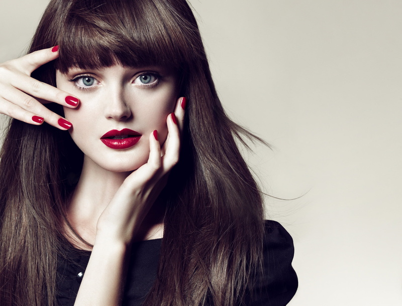 model, Lisa Cant, 1080P, dark hair, women, painted nails, red lipstick, lipstick, simple background, blue eyes, long hair, brunette, Canadian