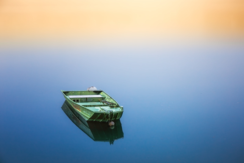 lake, green, high angle view, recovery, green color, transportation, single object, outdoors, 5K, day, beauty in nature, sky, nature, sunken, go boating