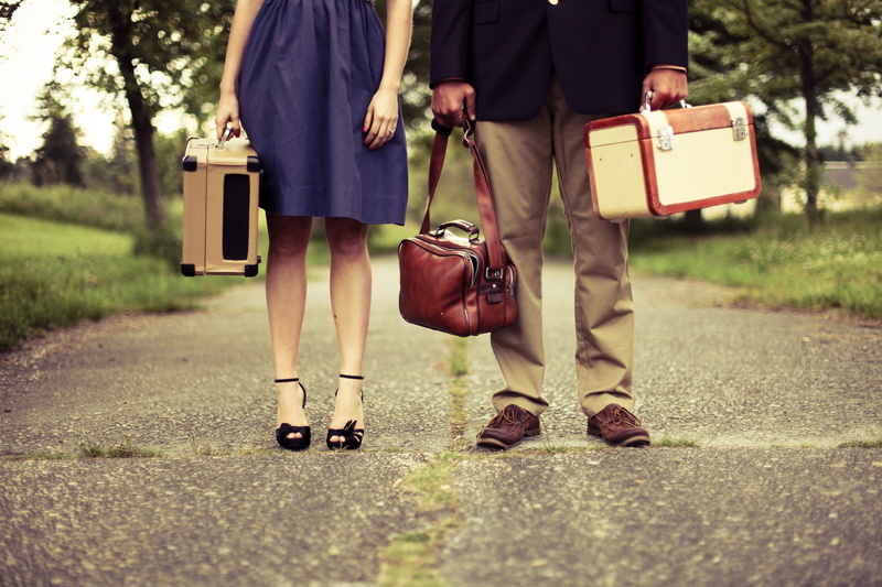 legs, road, men, 4K, women, suitcase