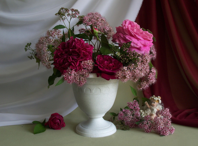 celebration, rose - Flower, flower Head, vulnerability, fabric, decoration, romance, arrangement, bunch of flowers, nature, angel, wedding, gift, bouquet