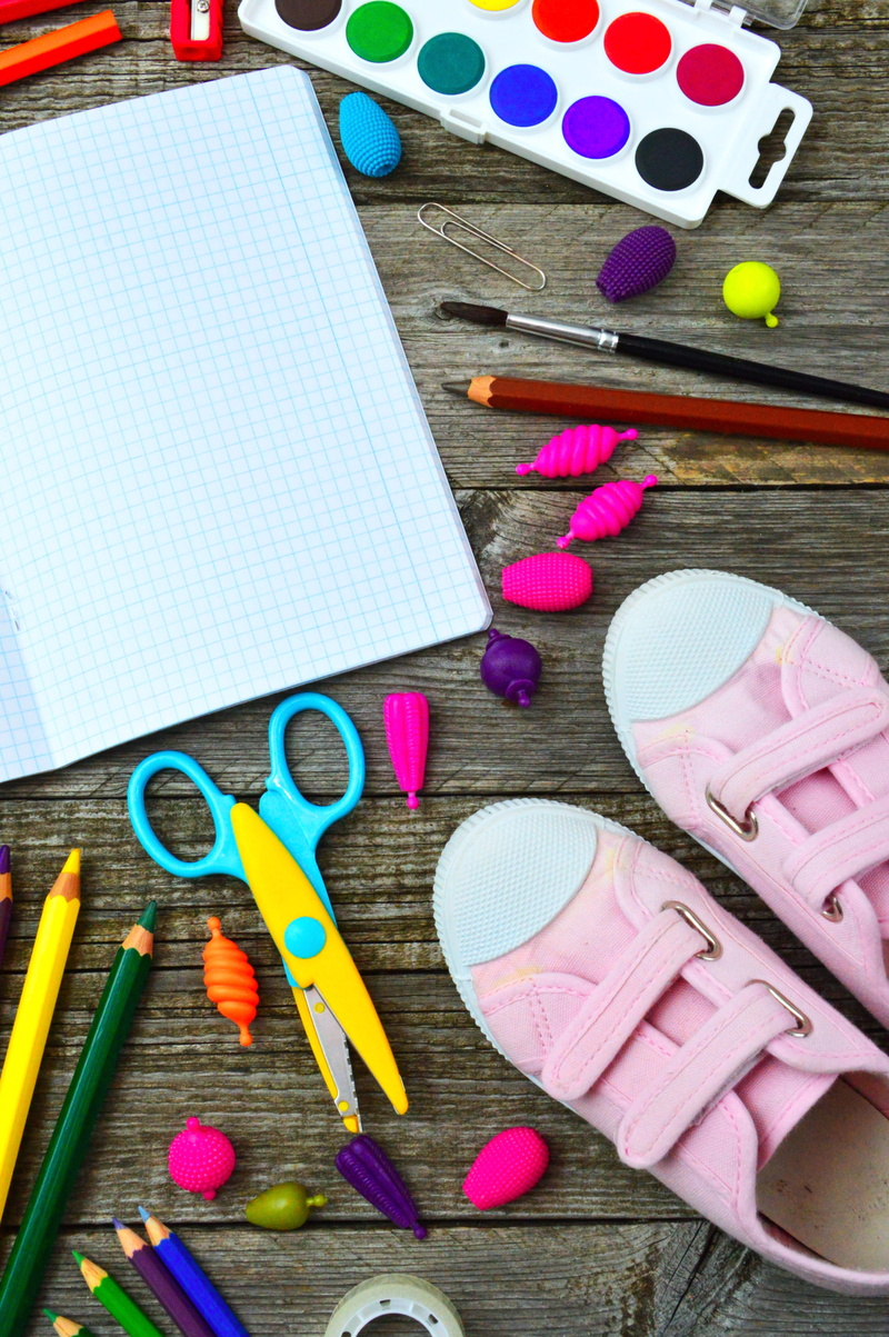 high angle view, art and craft equipment, choice, 5K, creative, equipment, color, school school supplies, school supplies, learning, crayon, still life