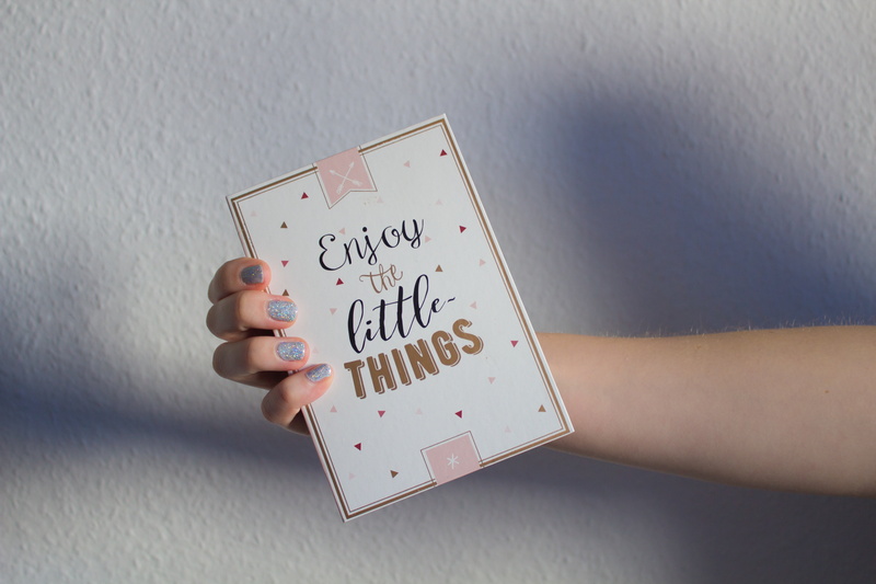 deco, communication, book, statement, feelings, representation, decoration, quote, positive emotion, poet, close-up, paper, emotion, hand, background, western script