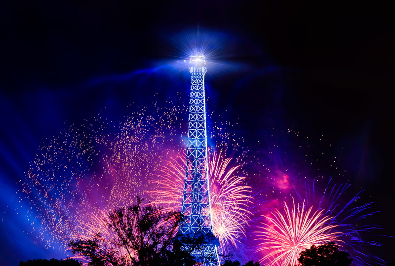 day, low angle view, 5K, illuminated, tower, patriotic, firework - man made object, sky, eiffel, colorful, firework, outdoors, blurred motion, purple