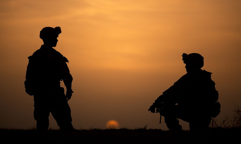 1080P, outdoors, soldiers, mission, sky, armed forces, army soldier, sunset, military, air force, uniform, looking, nature, silhouette, team, orange color