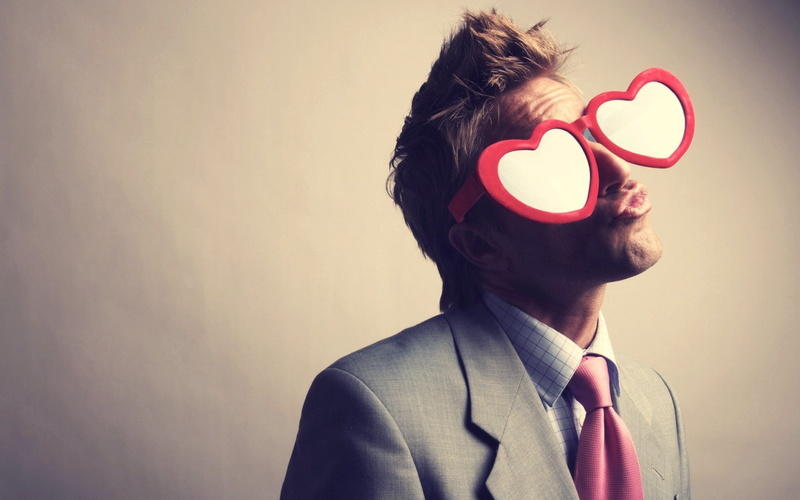 headshot, jacket, menswear, side view, copy space, hairstyle, necktie, clothing, man, men, studio shot, indoors, hearts, gray, males, Funny, heart, kiss