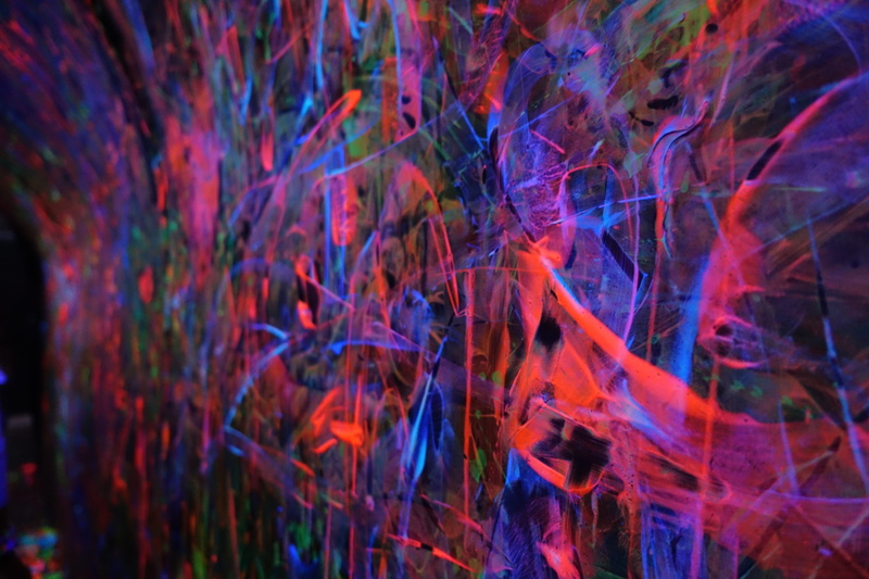 Lights, graffiti, Neon, indoors, red, abstract backgrounds, pattern, long exposure, 5K, motion, abstract, Wall, close-up, futuristic, backgrounds, light trail
