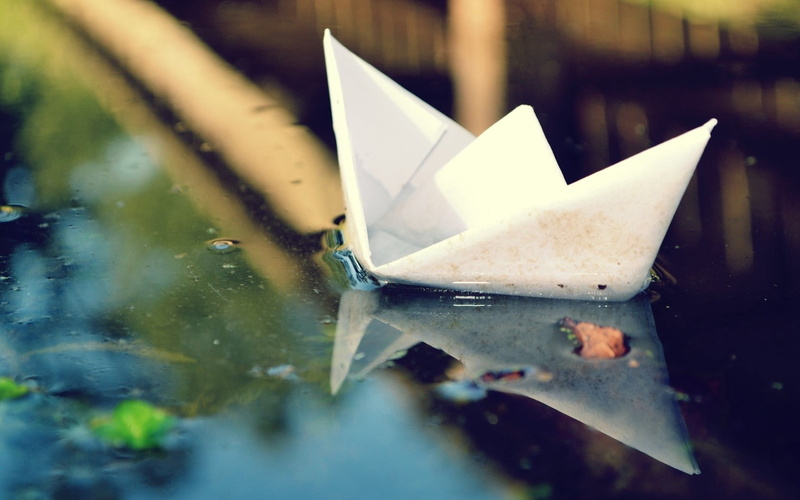 craft, indoors, 720P, wet, no People, still life, reflection, art and craft, floating on water, day, fall, paper, boat, close-up, drop, paper boat, nature