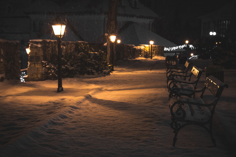 architecture, bridge, piatra neamt, snowcapped mountain, storm, blizzard, 4K, outdoors, lighting, banister, electric lamp, nature, bench, romania, city