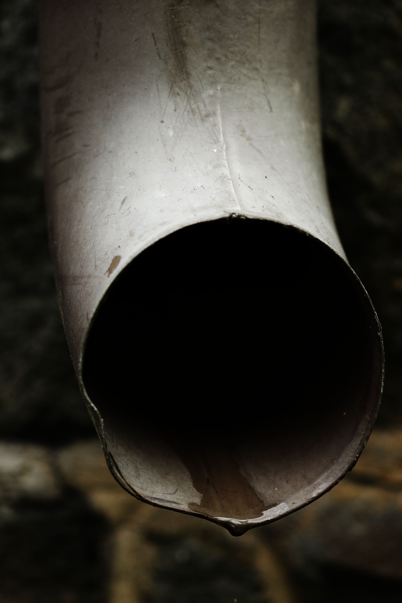 geometric shape, still life, rain, dirty, shape, water, obsolete, close-up, textured, single object, no people, focus on foreground, nature, gutter, 5K