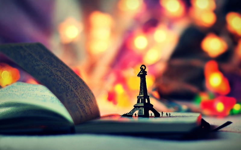 HD, lights, widescreen, bokeh, 1080P, book, toy, mood, figurine, full screen, background, owner, Eiffel tower, fullscreen, notebook