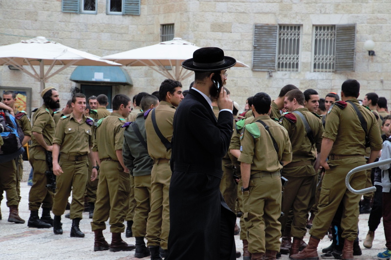 city, men, architecture, jewish quarter, adult, building, day, 5K, standing, built structure, israel, crowd, military uniform, jerusalem, waiting, building exterior
