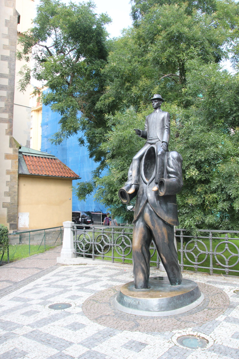 no people, jewish, tourist, urban, franz, outside, prague, statue, street, human representation, park - man made space, building exterior, writer, praha