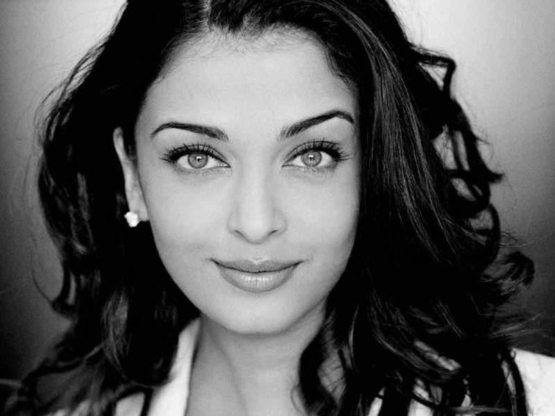 rai, celebrities, star, woman, aishwarya, female, long hair, white, 480P, photography, scale, photograph, bollywood, long, eyes, gray, face, aishwarya rai bollywood