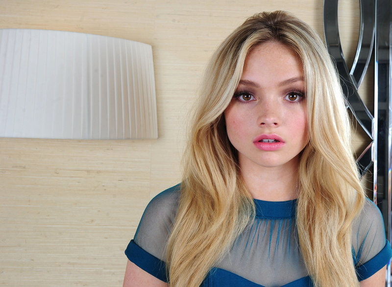 Actress, Brown Eyes, 2K, Natalie Alyn Lind, Blonde, American, Actresses