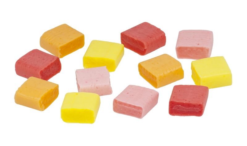 starburst, unhealthy, studio shot, large group of objects, Unhealthy, sweet food, Candy, choice, variation, indoors, diet, multi colored, close-up, group of objects