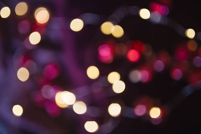 street light, christmas, balls, burgundy, backgrounds, xmas, circle, december, glowing, textured effect, defocused, night, purple, modern, light bulb, shiny