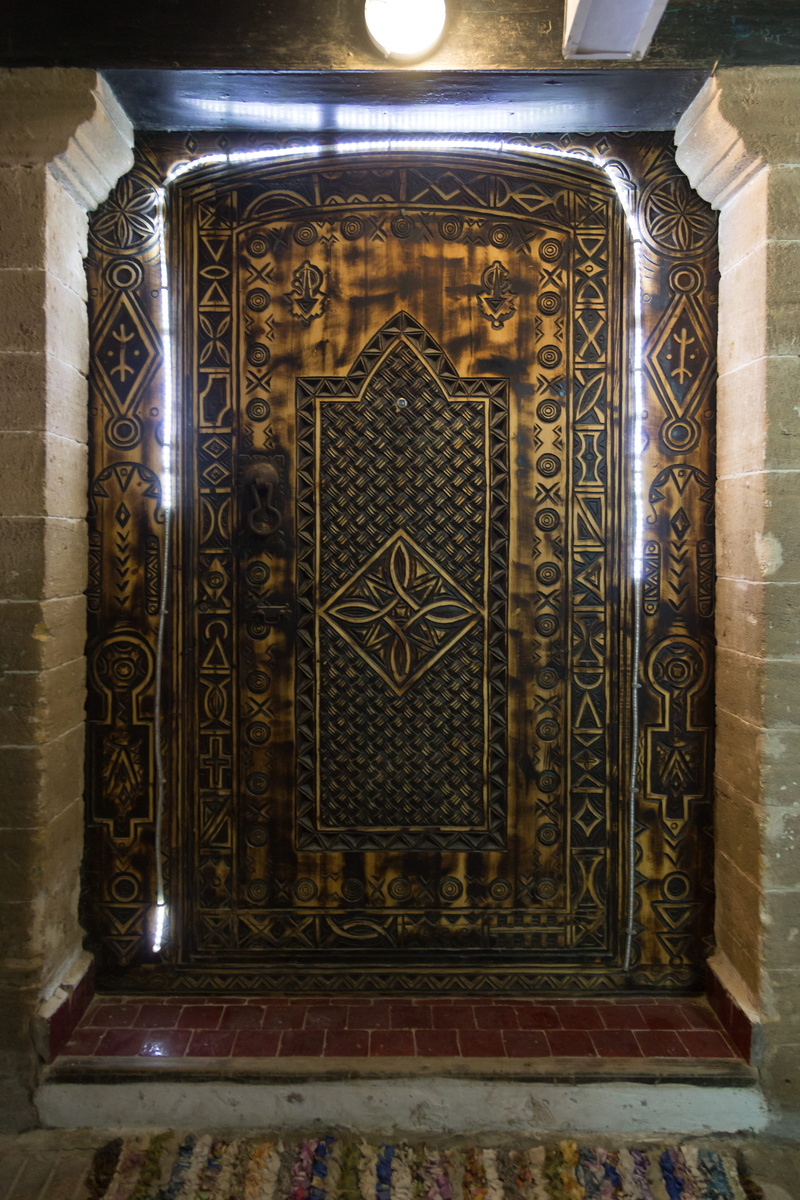outdoor, craft, religion, spirituality, pattern, photographie, belief, door, les plus belles photos, street photography, floral pattern, furniture, afriquaines