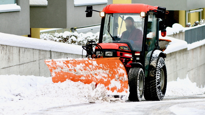 architecture, 5K, equipment, snowplow, weather, cold - Temperature, day, motor vehicle, stationary, nature, road, clearance, city, Tractor, transportation