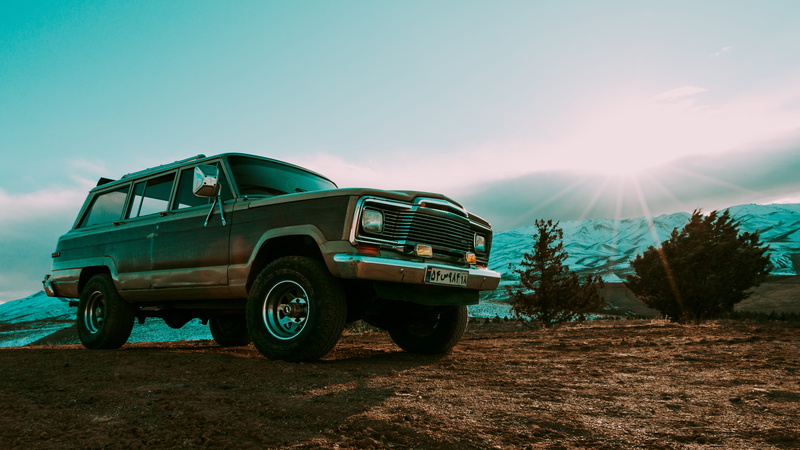 offroad, outdoors, off-road, clear sky, jeep, snow, land vehicle, car, copy space, transportation, field, truck, tire, wheel, winter, vehicle