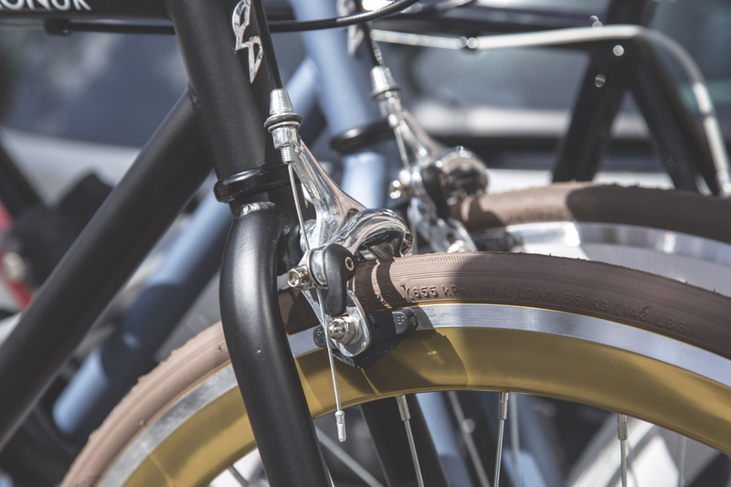 drive, selective focus, focus on foreground, steel, vehicle, metal, silver colored, sport, outdoors, part, stationary, land vehicle, gear, transport, mode of transportation