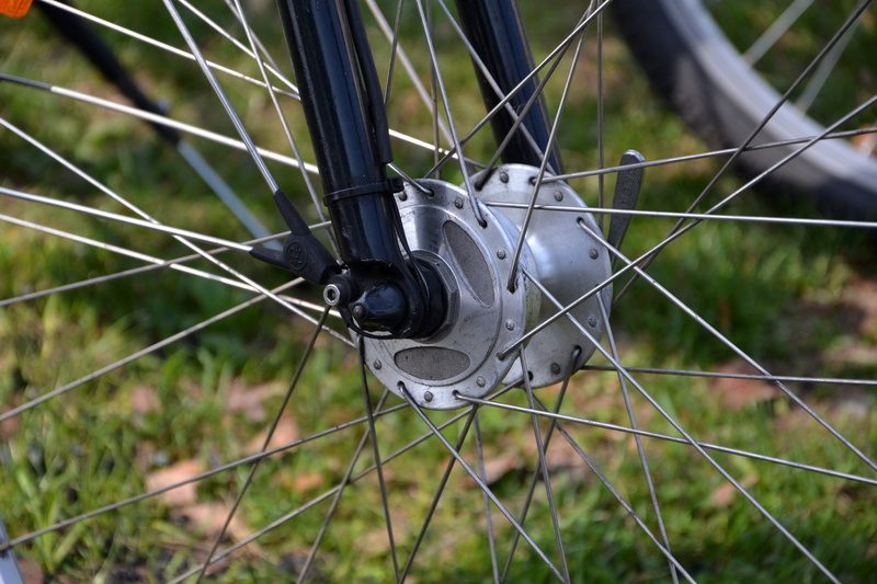field, plant, mountain Bike, close-up, day, wheel, equipment, land, bicycle, cycle, bike, nature, grass, spindles, gear, public domain, chain, outdoors