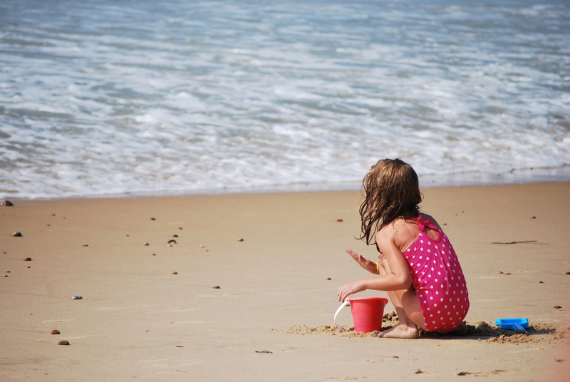 waves, childhood, leisure, motion, women, dot, coast, foam, sleeveless, bucket, recreation, wave, sand, hairstyle, girls, polka, sitting, leisure activity